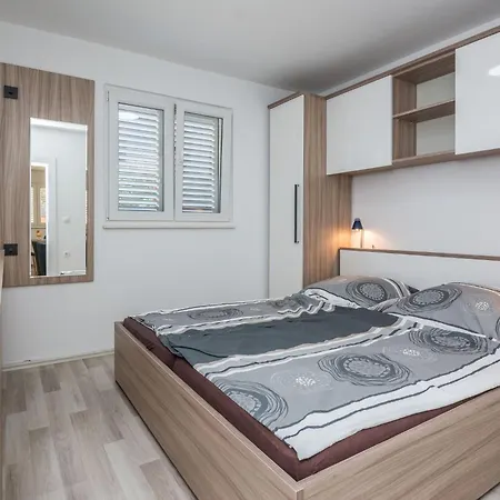 Апартаменты Loncar 1 By Interhome *