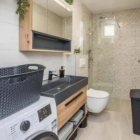 Loncar 1 By Interhome Apartment