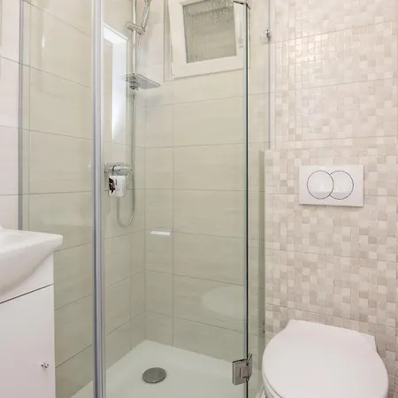 Loncar 1 By Interhome * Вир