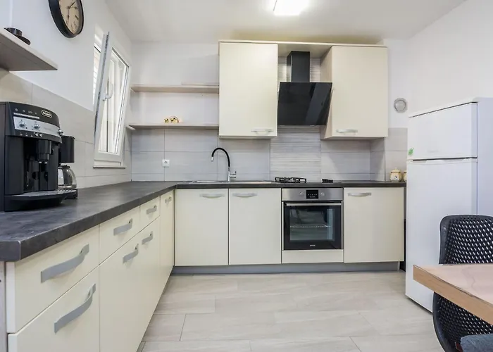 Apartment Loncar 1 By Interhome Vir