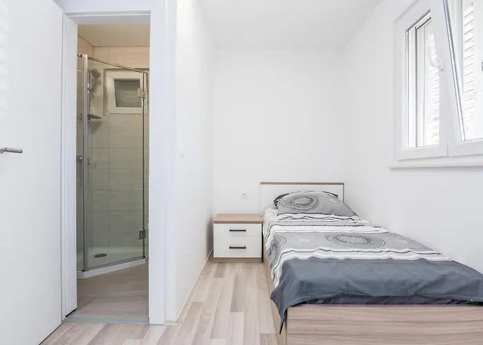 Apartment Loncar 1 By Interhome Vir